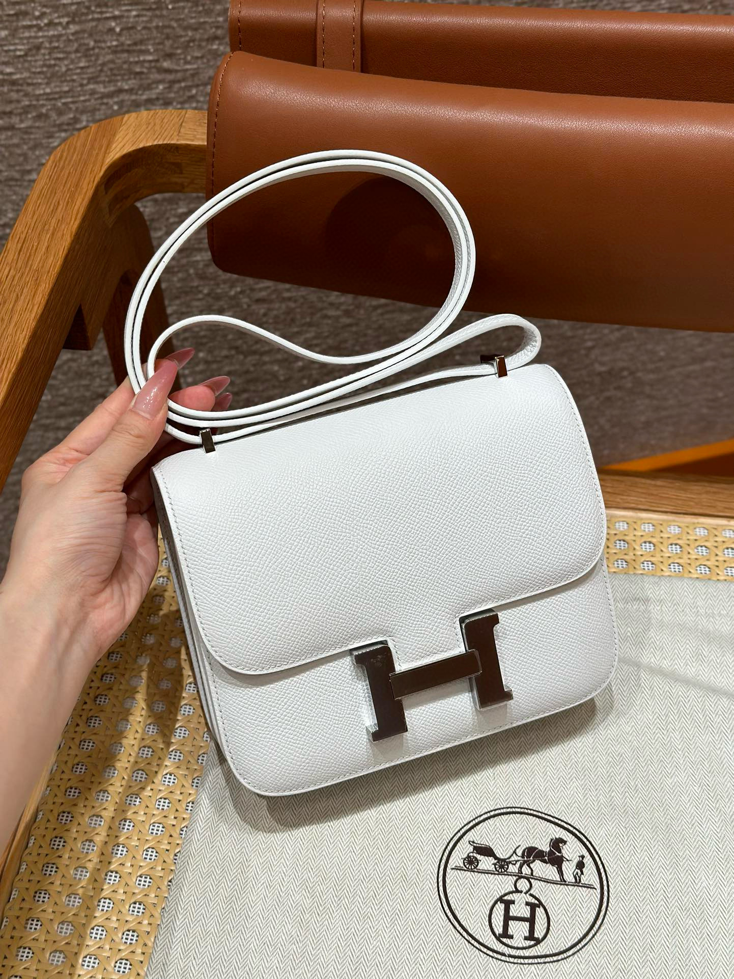 에르메스 Hermes Constance 19cm Epsom 01 Blanc/silver