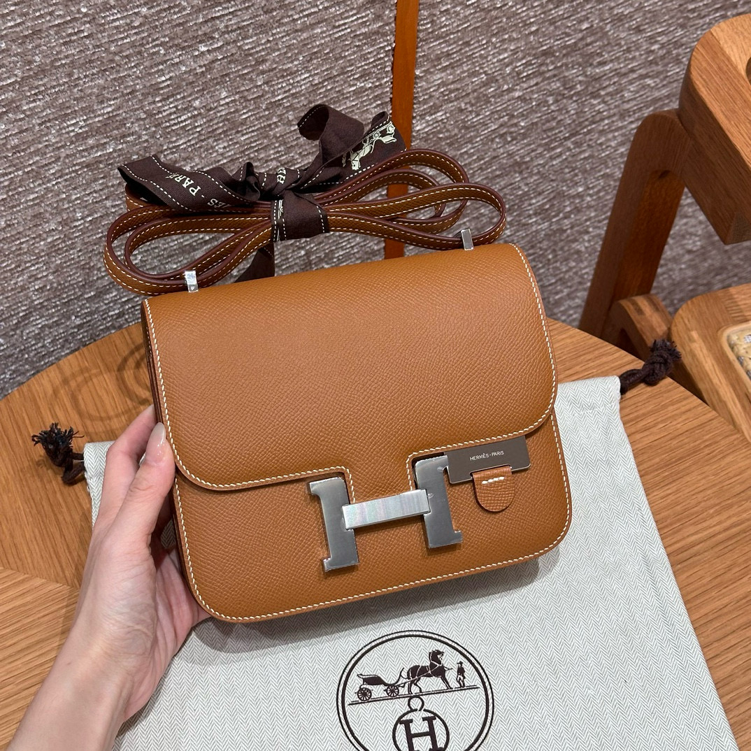 에르메스 Hermes Constance with mirror 19cm Epsom 37 Gold/silver
