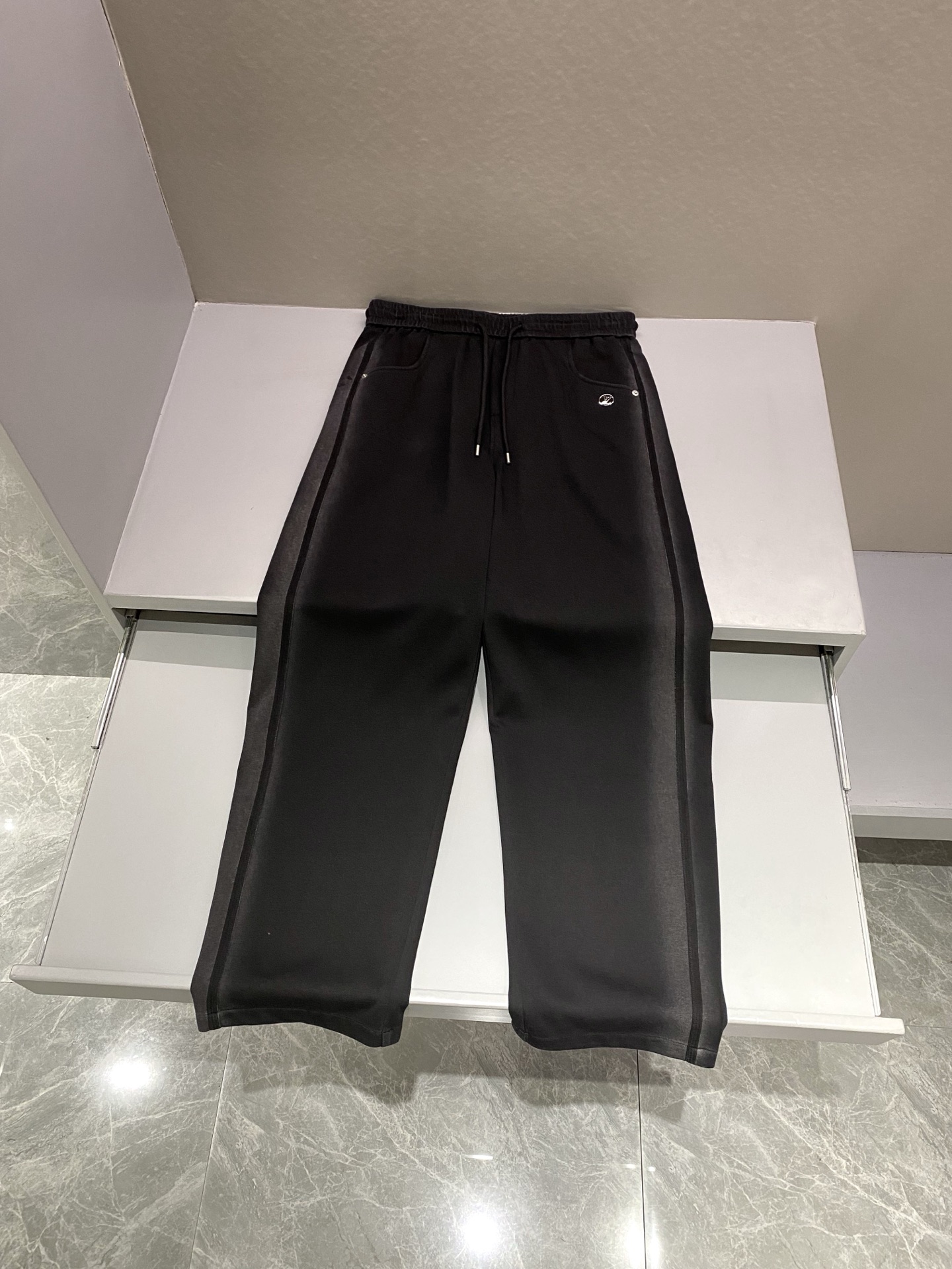 루이비통 Louis Vuitton 바지