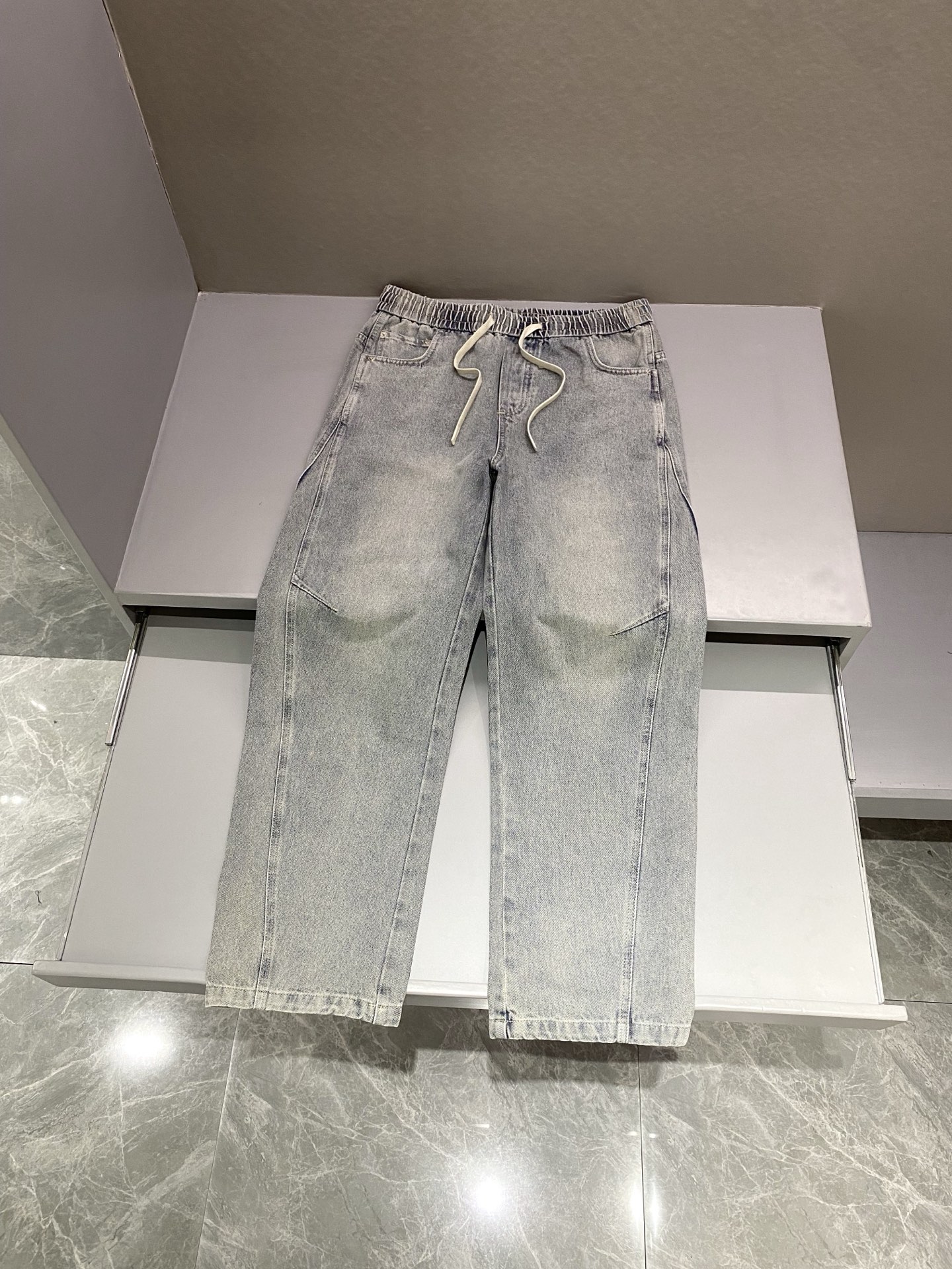 보테가베네타 Bottega Veneta 청바지