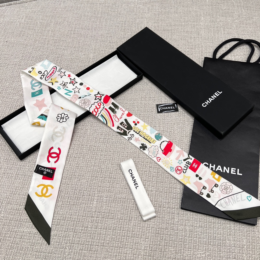 샤넬 CHANEL 실크 트윌리 120×6CM
