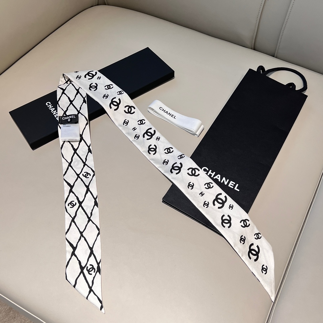 샤넬 CHANEL 실크 트윌리 120×6CM