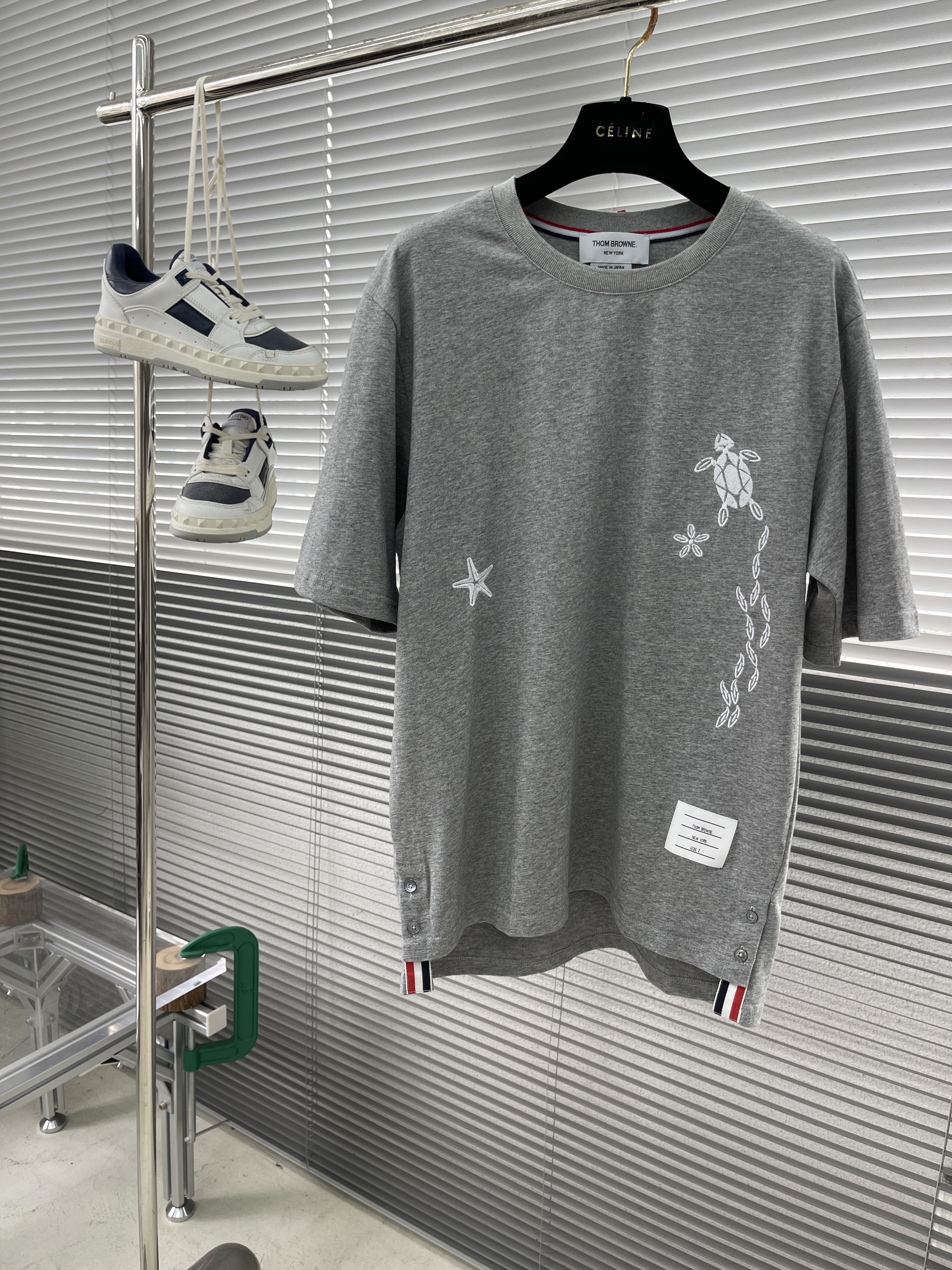 톰브라운 Thom Browne 반팔 티셔츠