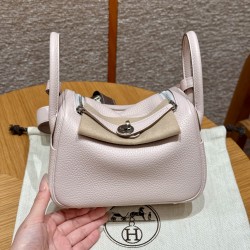 에르메스 Hermes Mini Lindy 19cm Clemence 09 Mauve pale/silver