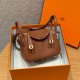 에르메스 Hermes Mini Lindy 19cm Clemence 37 Gold/gold