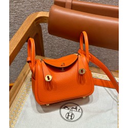 에르메스 Hermes Mini Lindy 19cm Clemence 93 Orange/gold