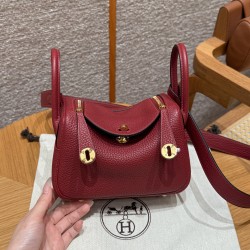에르메스 Hermes Mini Lindy 19cm Clemence K1 Rouge grenat/gold