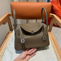 에르메스 Hermes Lindy 26cm Swift 18 Etoupe/silver