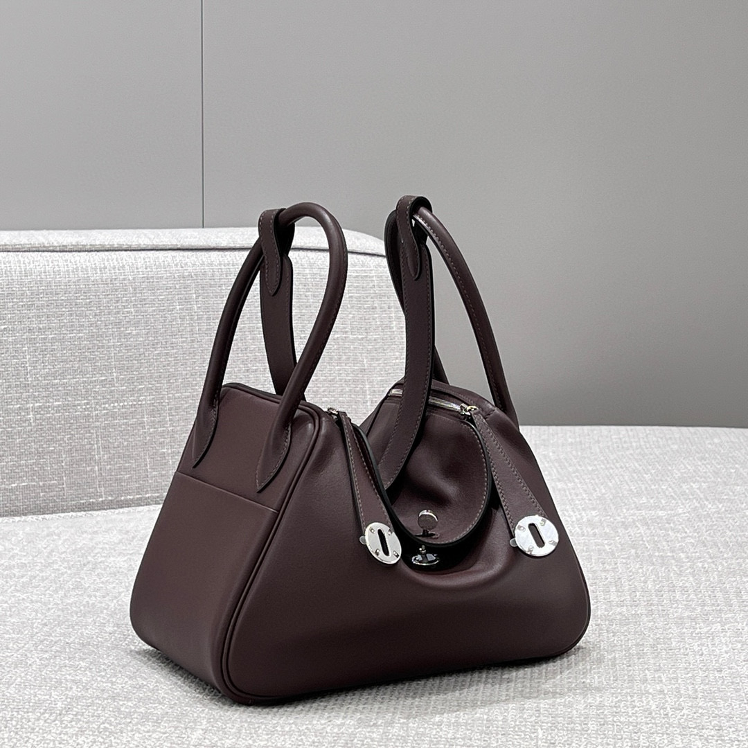 에르메스 Hermes Lindy 26cm Swift 0G Rouge seller/silver