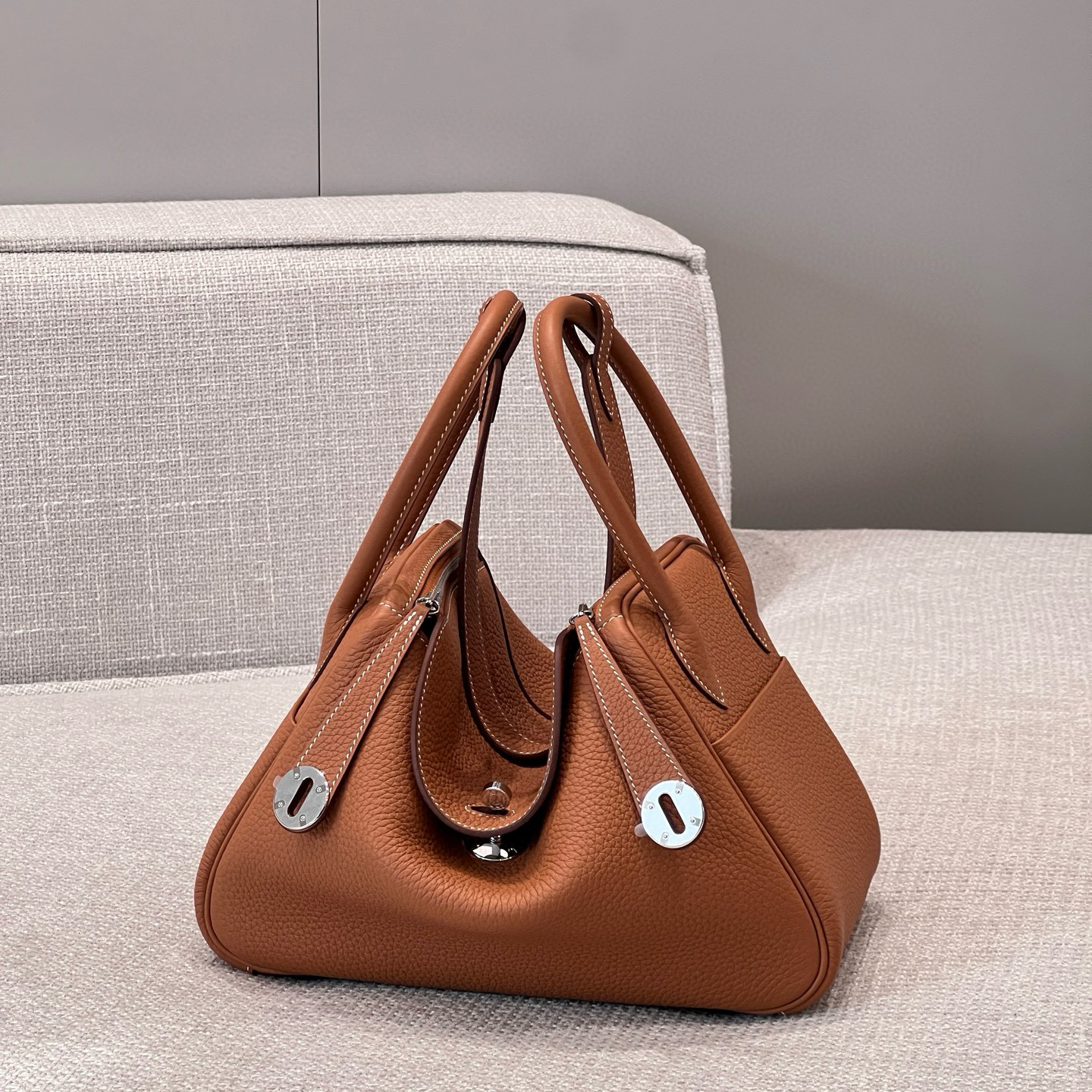 에르메스 Hermes Lindy 26cm TC 37 Gold/silver
