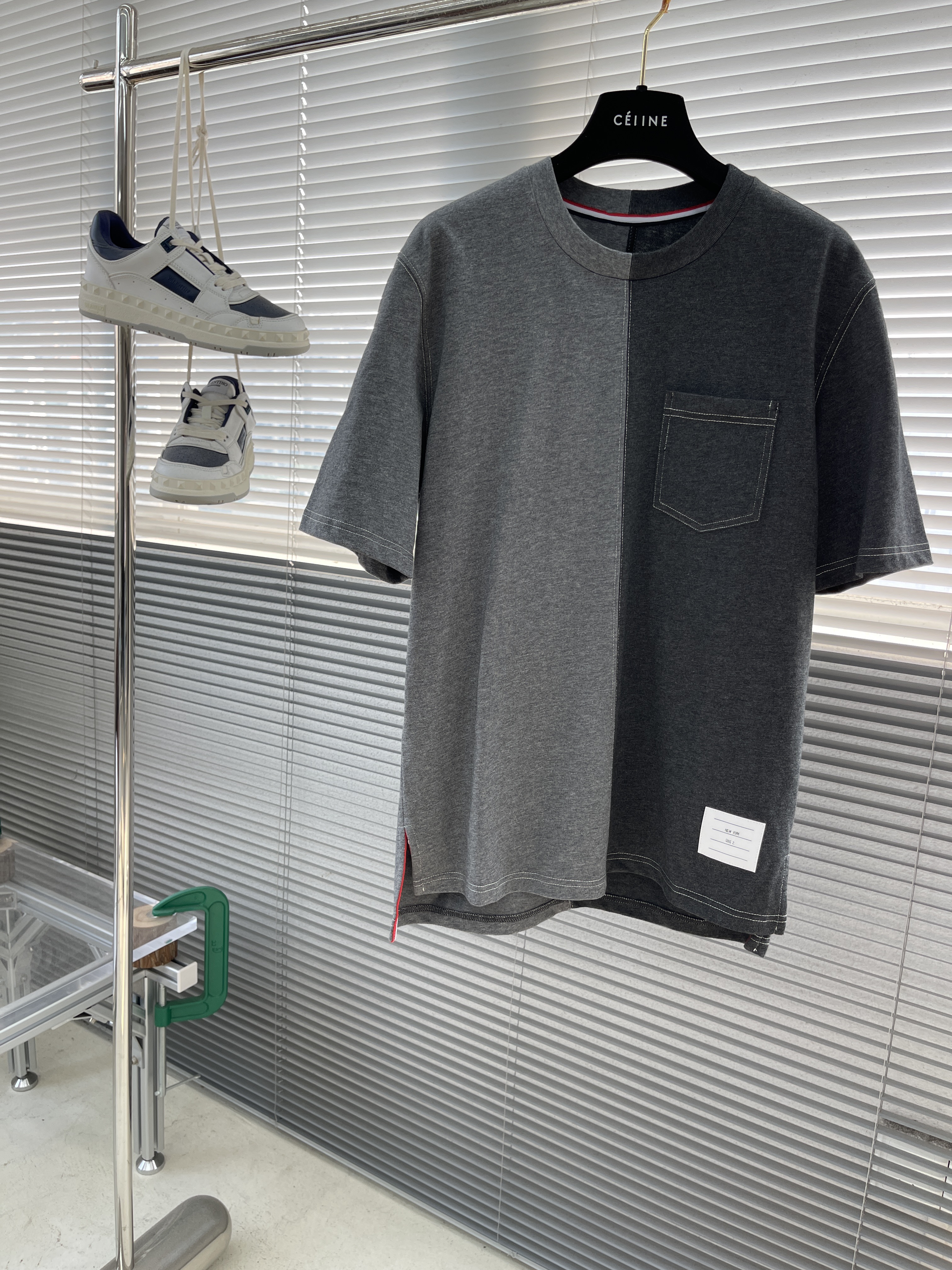 톰브라운 Thom Browne 반팔 티셔츠