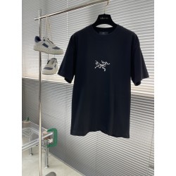 아크테릭스 ARC'TERYX 반팔 티셔츠