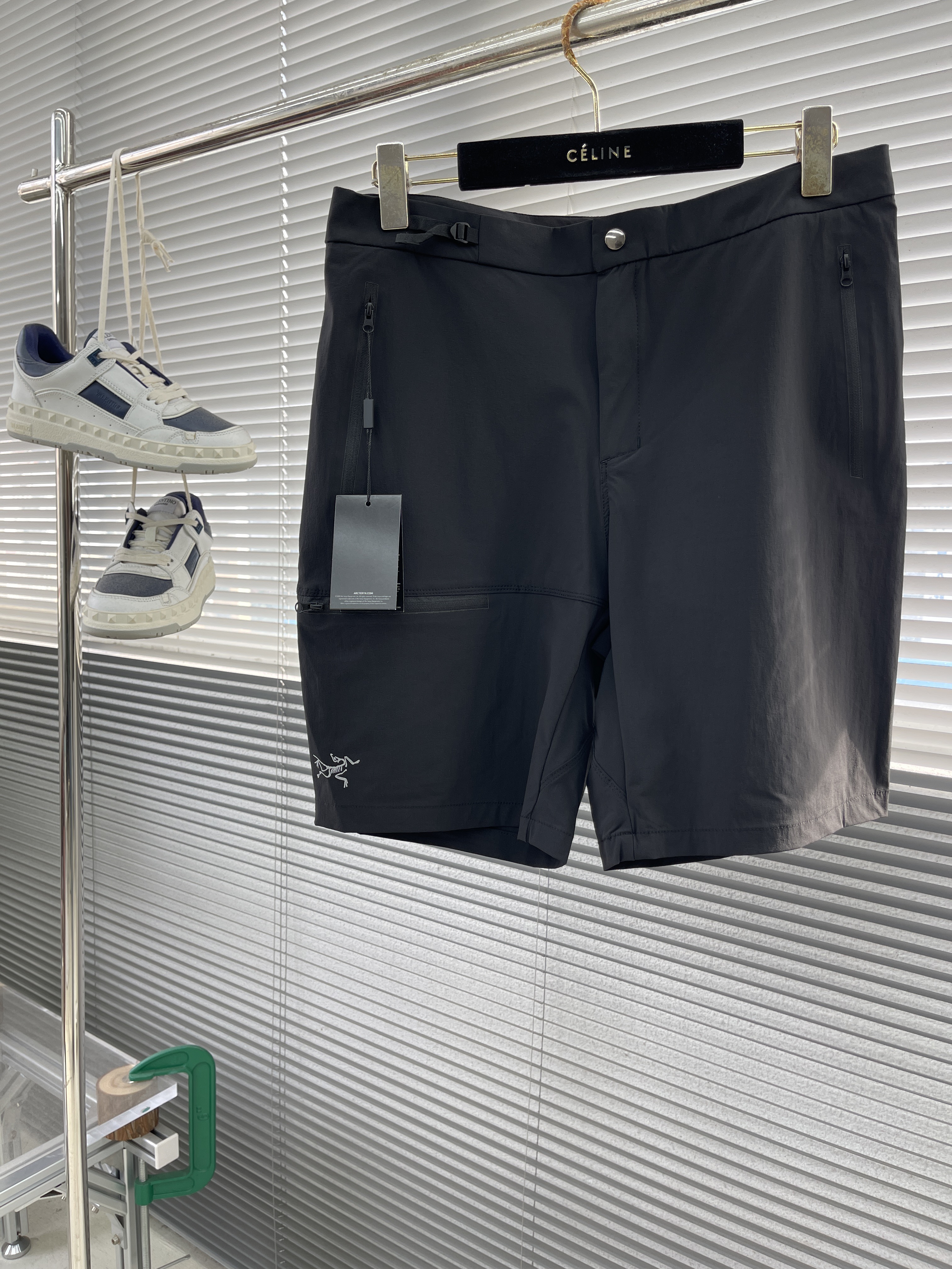 아크테릭스 ARC'TERYX 반바지