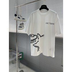 아크테릭스 ARC'TERYX 반팔 티셔츠