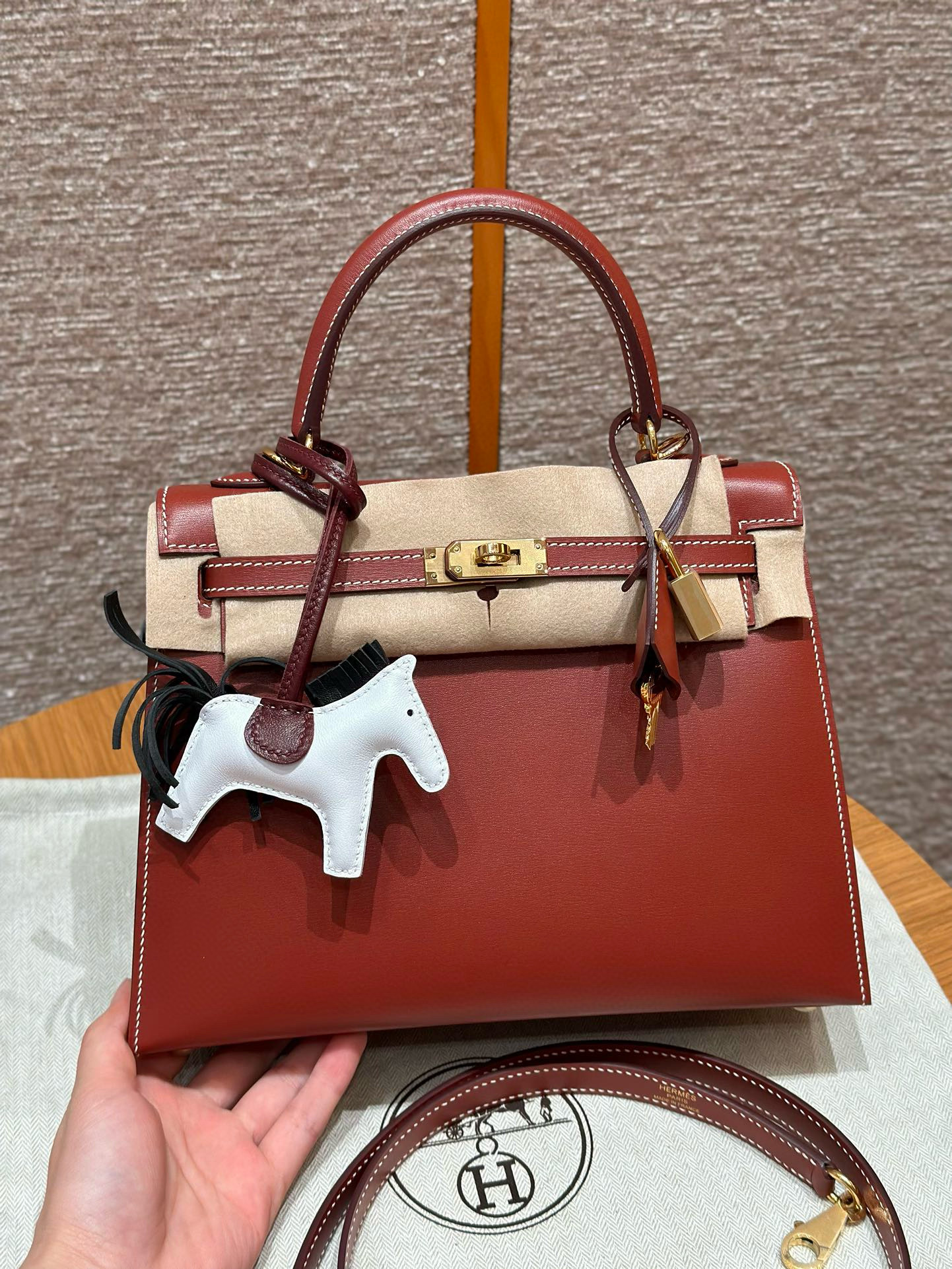 에르메스 Hermes Kelly 25cm Box 36 Brique/gold