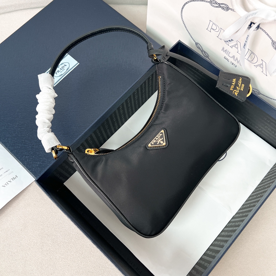 프라다 Prada 1N204M Hobo Re-Edition 2005 숄더백 22CM