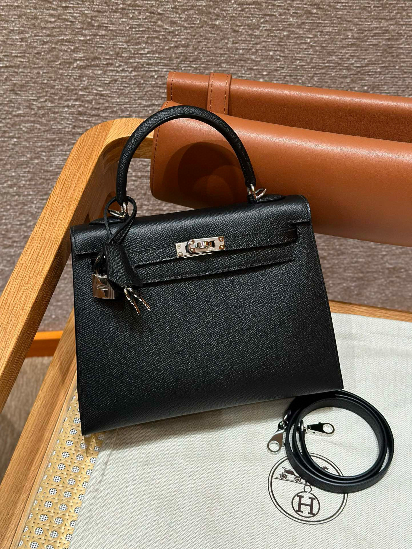 에르메스 Hermes Kelly 25cm Epsom 89 Noir/silver