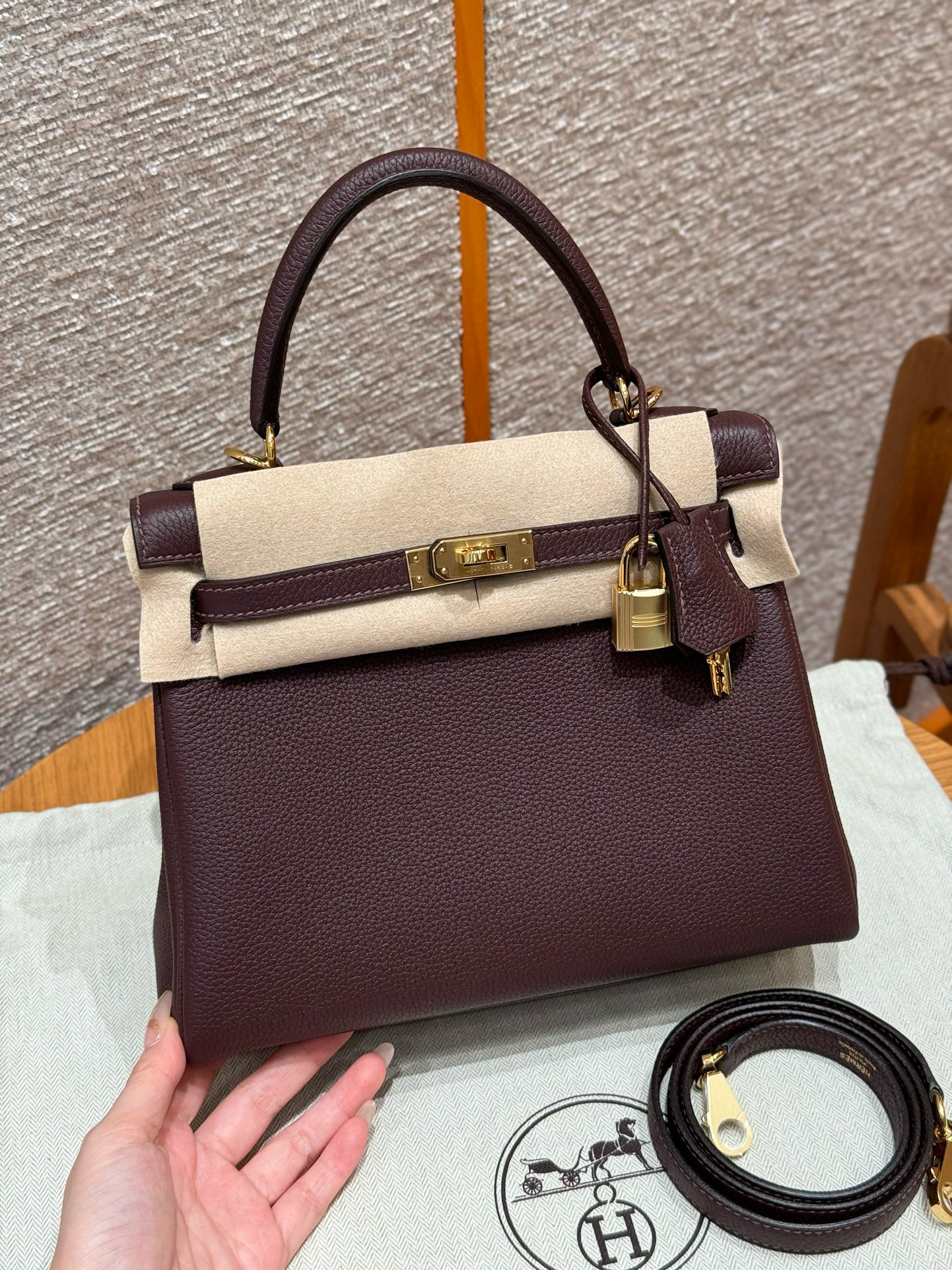 에르메스 Hermes Kelly 25cm Togo 0G Rouge seller/gold