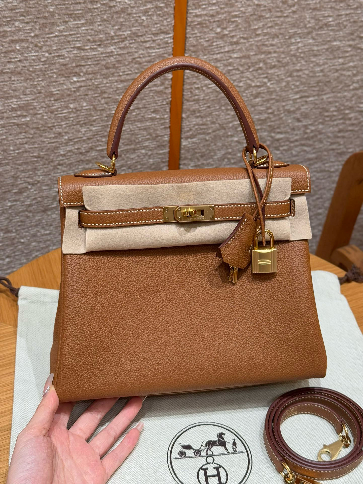 에르메스 Hermes Kelly 25cm Togo 37 Gold/gold