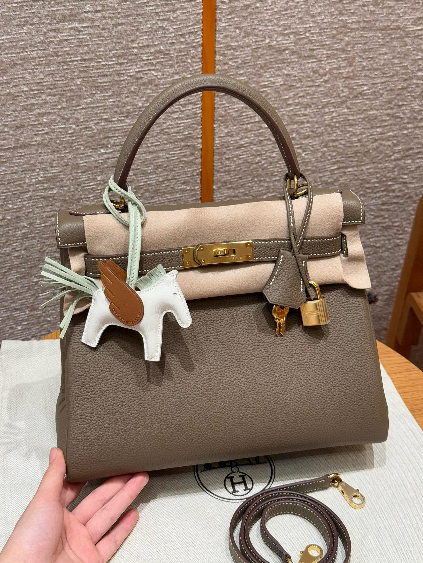 에르메스 Hermes Kelly 28cm Togo 18 Etoupe/gold