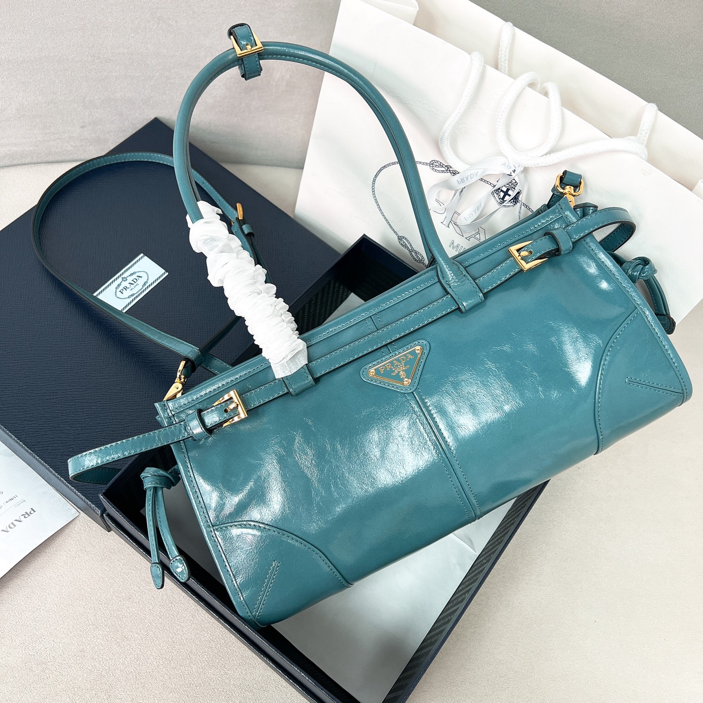 프라다 Prada 1BA426 LuxSoft 탑 핸들백 32CM