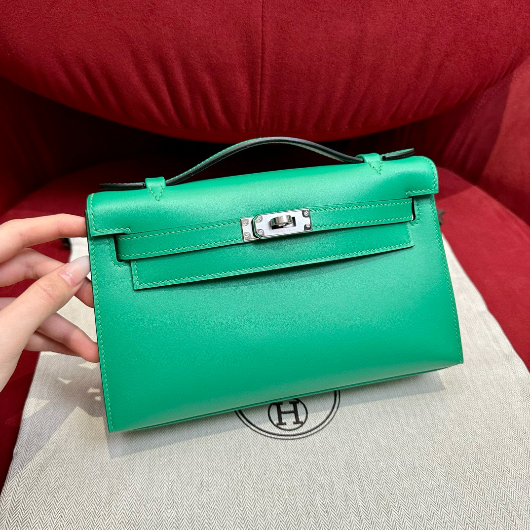에르메스 Hermes Kelly Pochette 22cm Swift 1K Bambou/silver