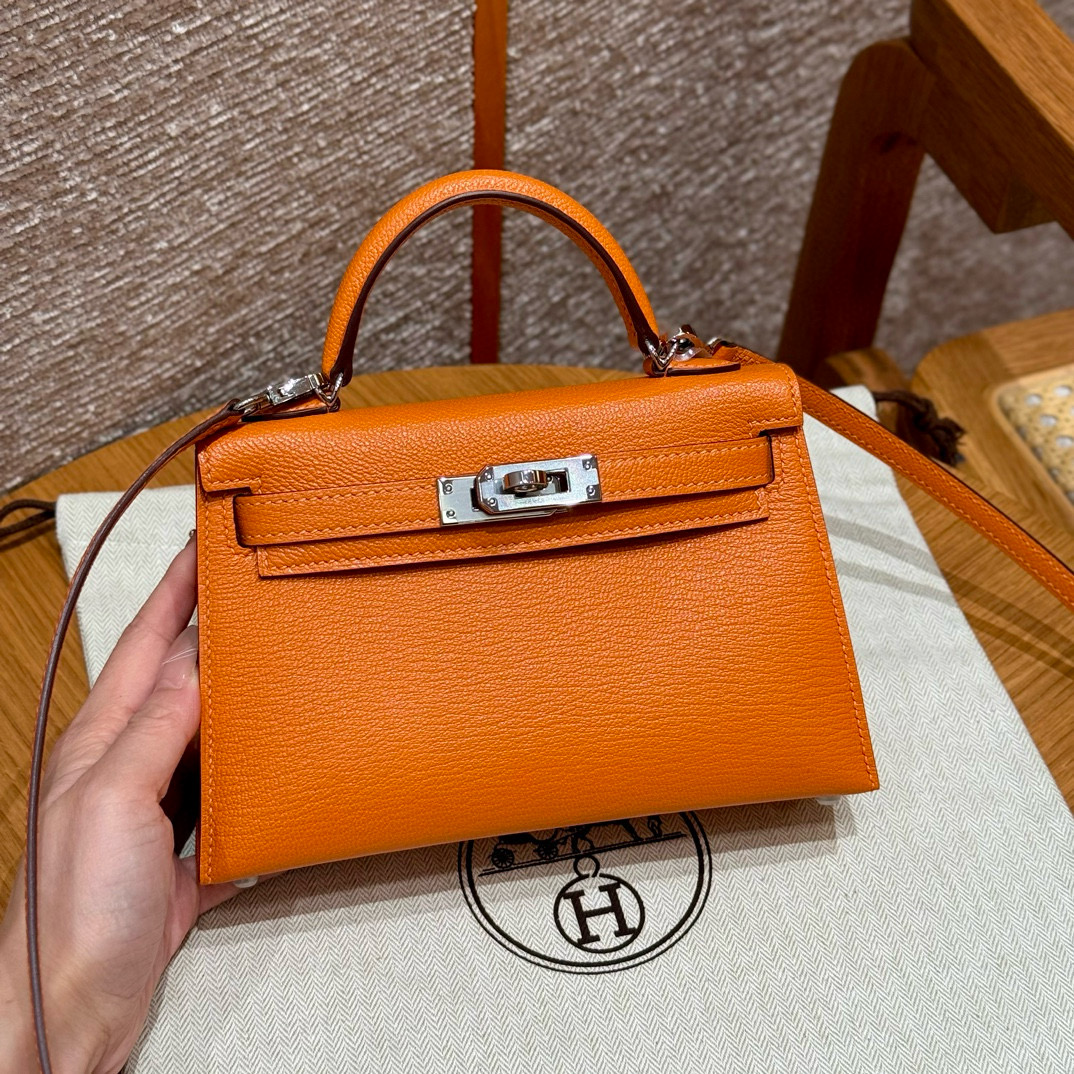 에르메스 Hermes Mini Kelly 19cm Chèvre 93 Orange/silver