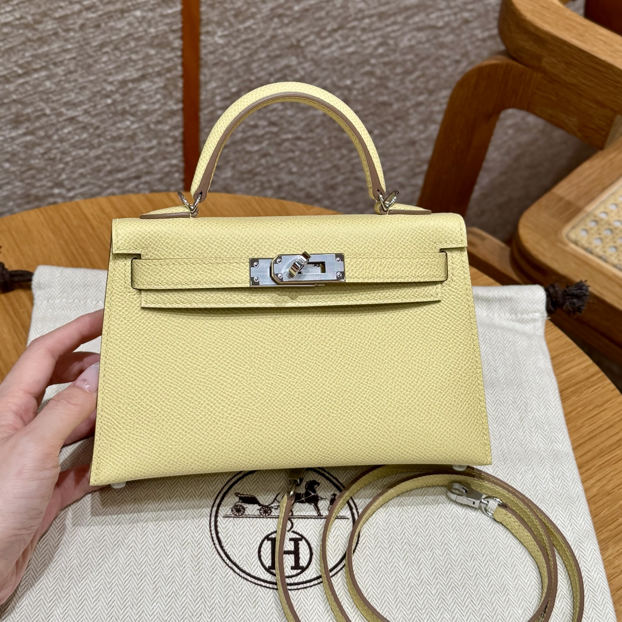 에르메스 Hermes Mini Kelly 19cm Epsom i8 Jaune Milton/silver