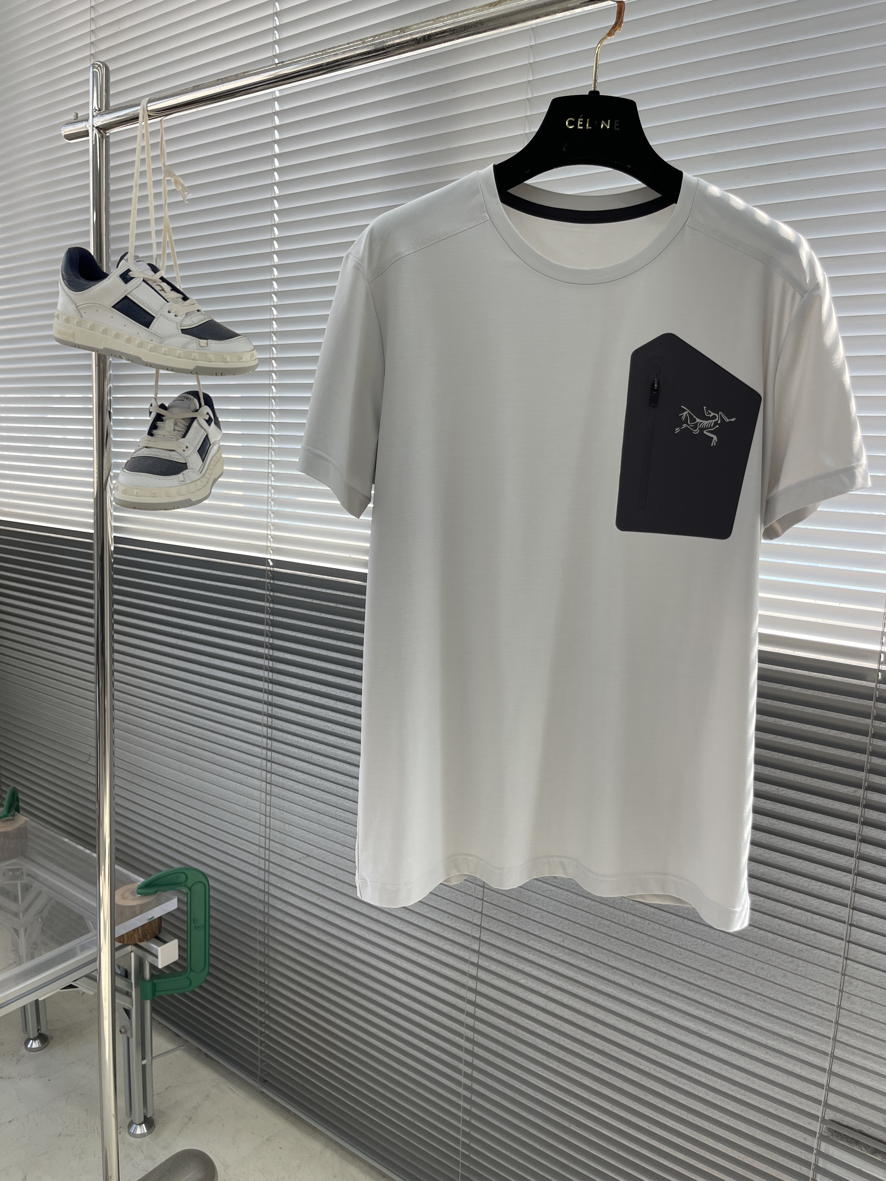 아크테릭스 ARC'TERYX 반팔 티셔츠