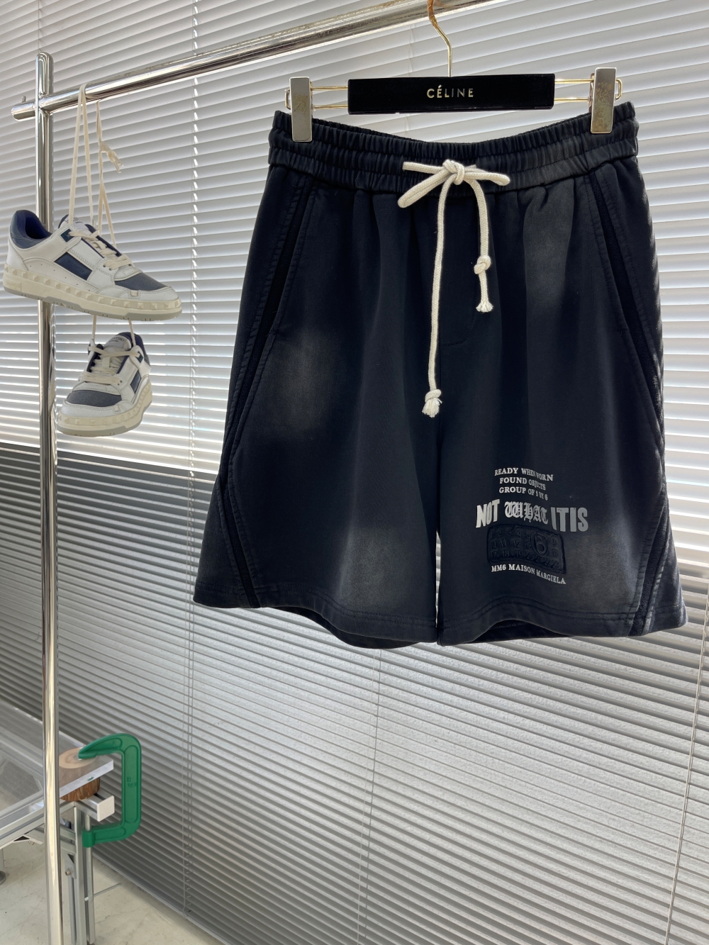 메종 마르지엘라 maison margiela 반바지