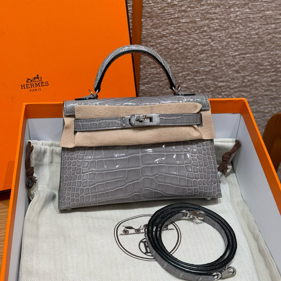 에르메스 Hermes Mini Kelly 19cm Alligator 0V Gris Ciment/silver