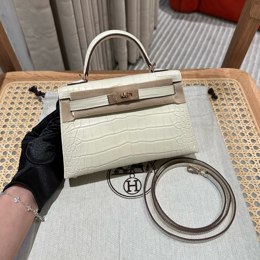 에르메스 Hermes Mini Kelly 19cm Matte Alligator i2 Nata/Rose gold