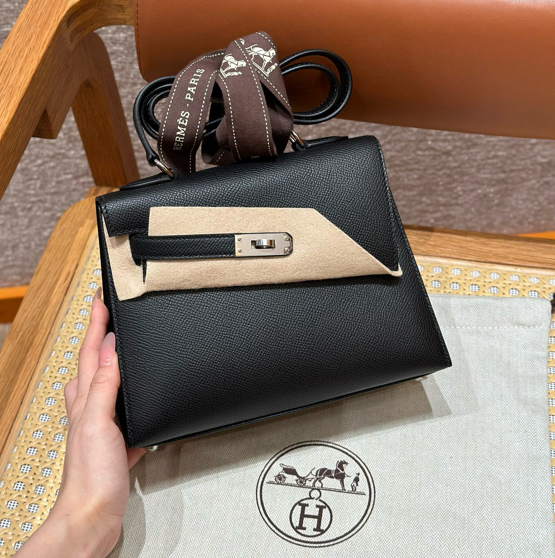 에르메스 Hermes Kelly II Sellier 20cm Epsom 89 Noir/silver