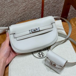 에르메스 Hermes Kelly moove17cm Swift 8L Beton/silver