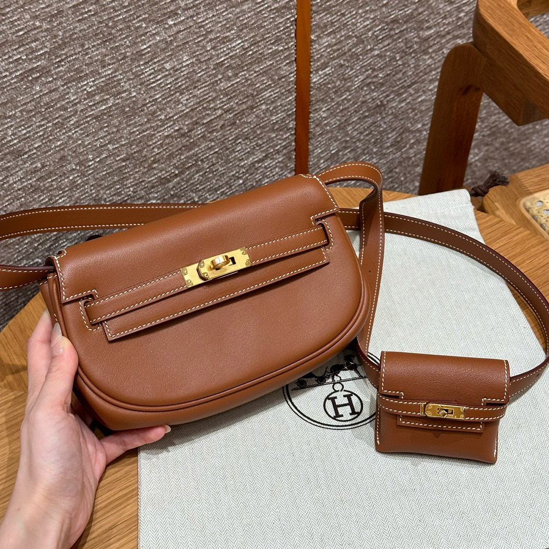 에르메스 Hermes Kelly moove17cm Swift 37 Gold/gold