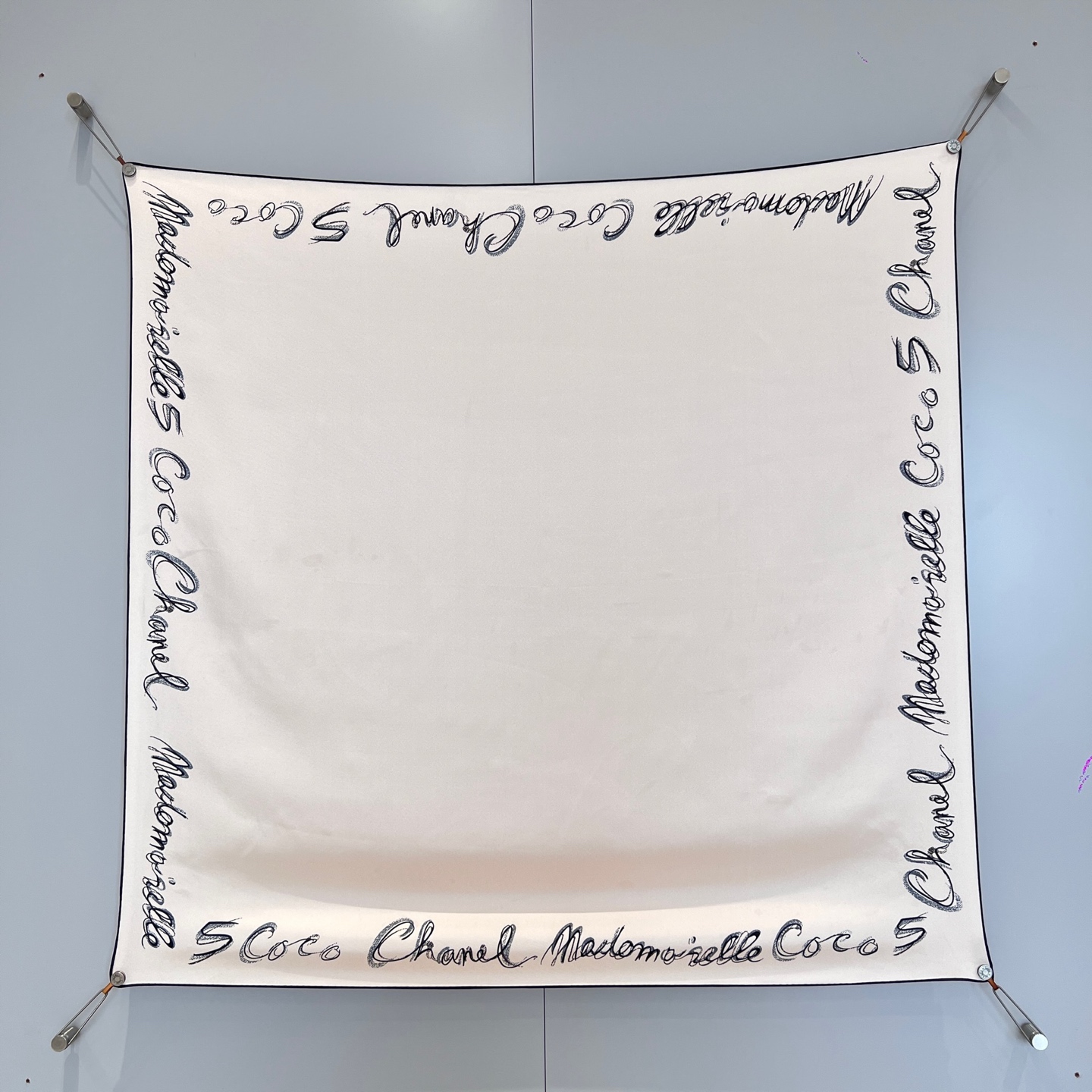 샤넬 CHANEL 스카프 90x90cm