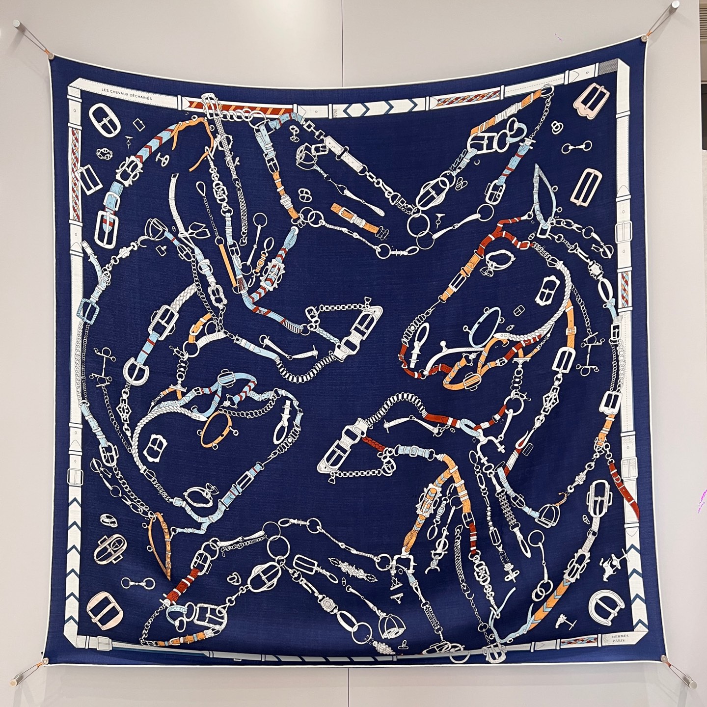 에르메스 Hermes 숄 136×137CM