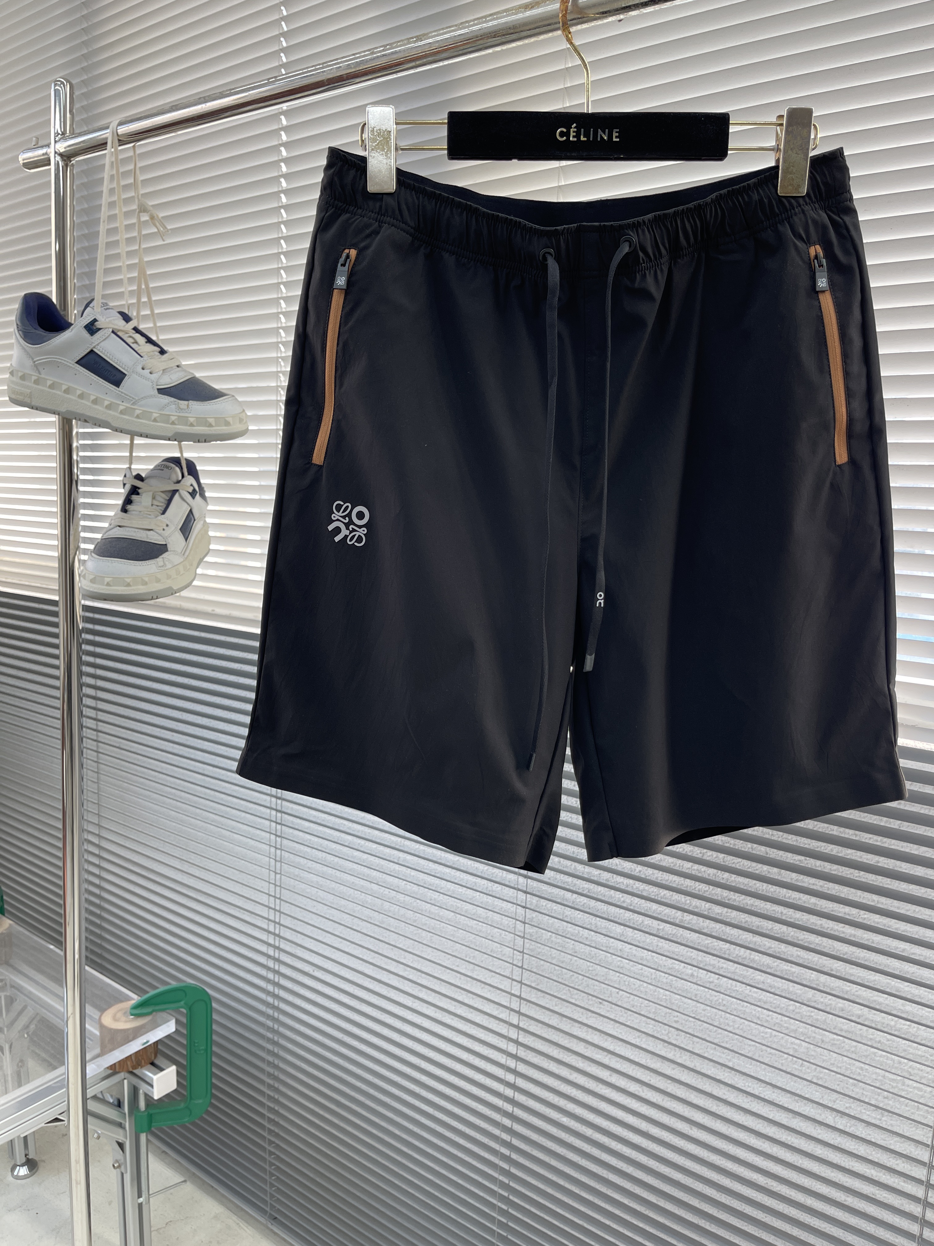 로에베 LOEWE 반바지