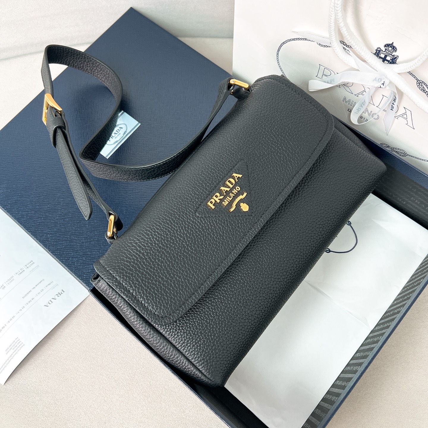 프라다 Prada 1BN022 숄더백 26CM