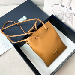 프라다 Prada 1BH121 버킷 백 20cm