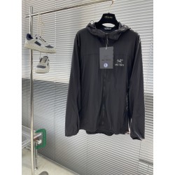 아크테릭스 ARC'TERYX 재킷