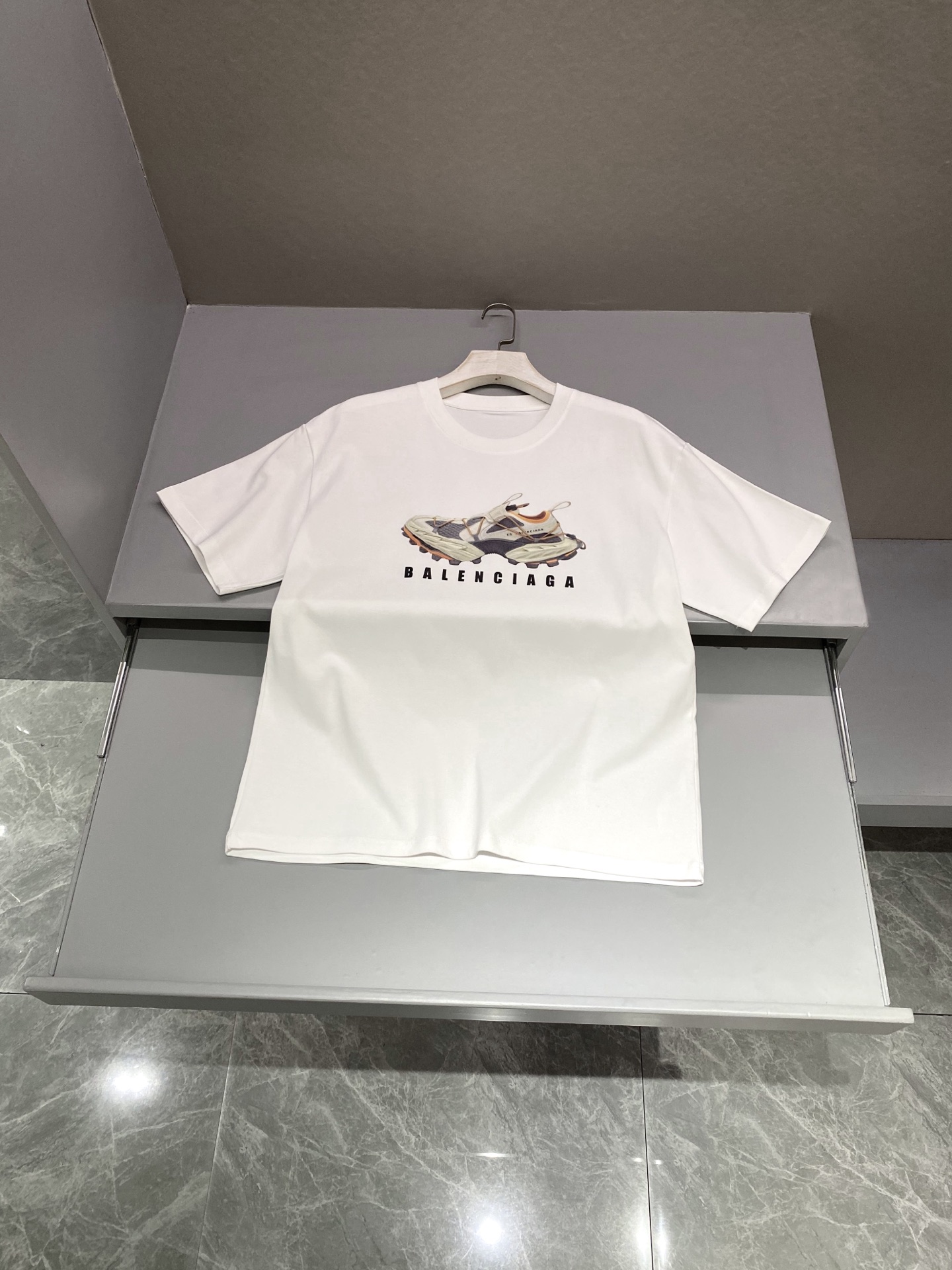 발렌시아가 Balenciaga 반팔 티셔츠