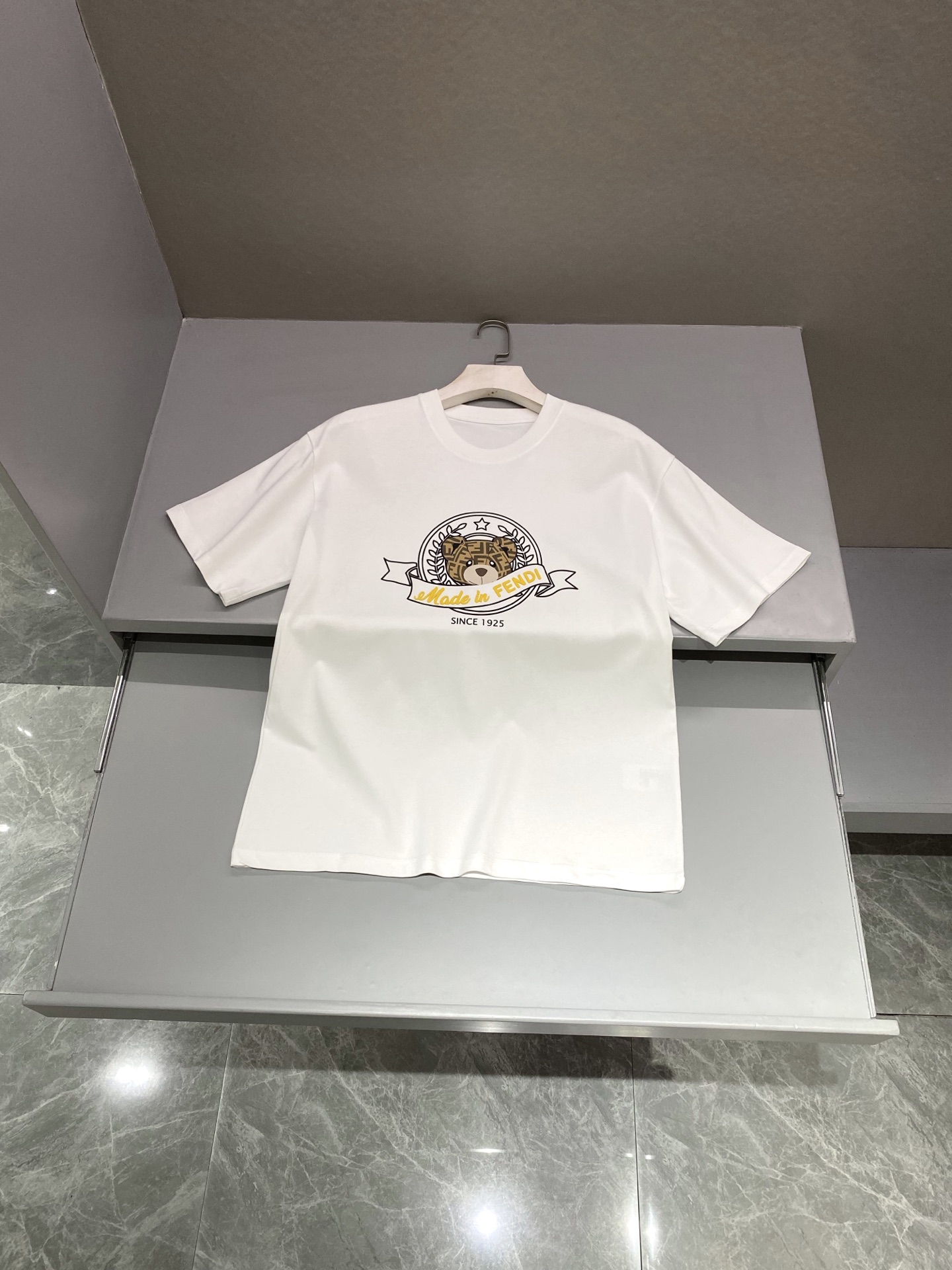 펜디 FENDI 반팔 티셔츠