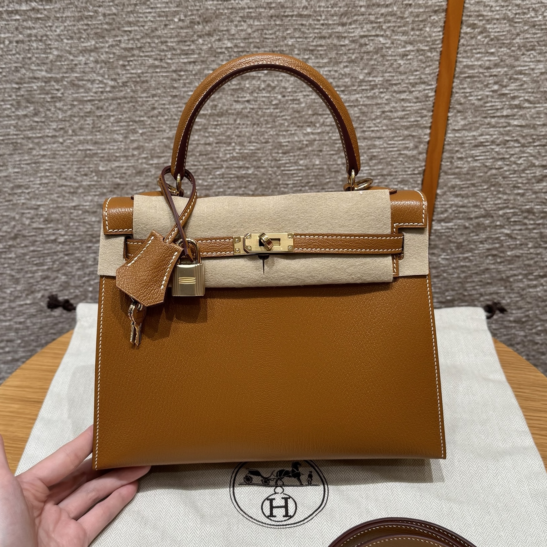 에르메스 Hermes Kelly 25cm Chèvre 37 Gold/gold