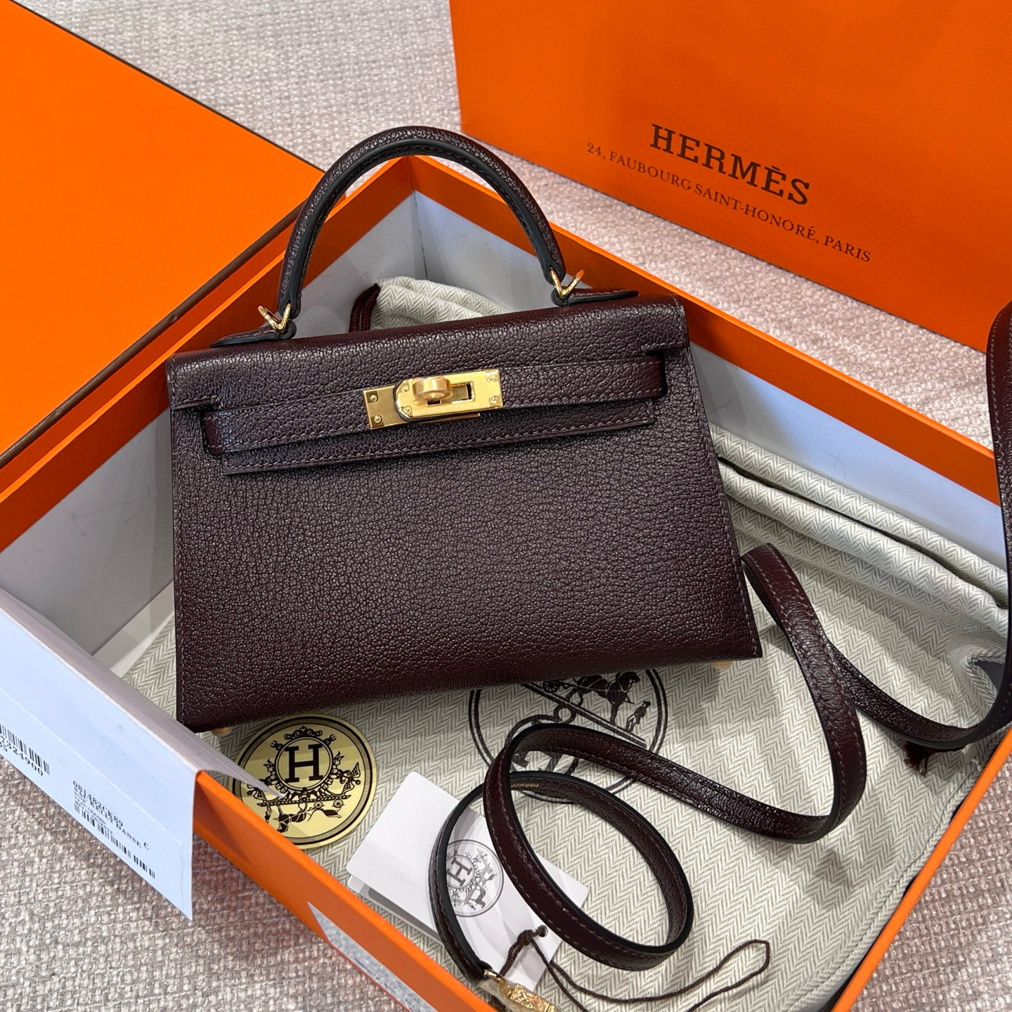 에르메스 Hermes Mini Kelly chèvre 0G Rouge seller/gold