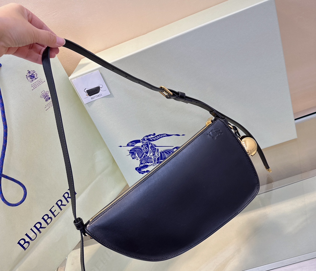 버버리 Burberry 5821 Large 숄더백 32cm