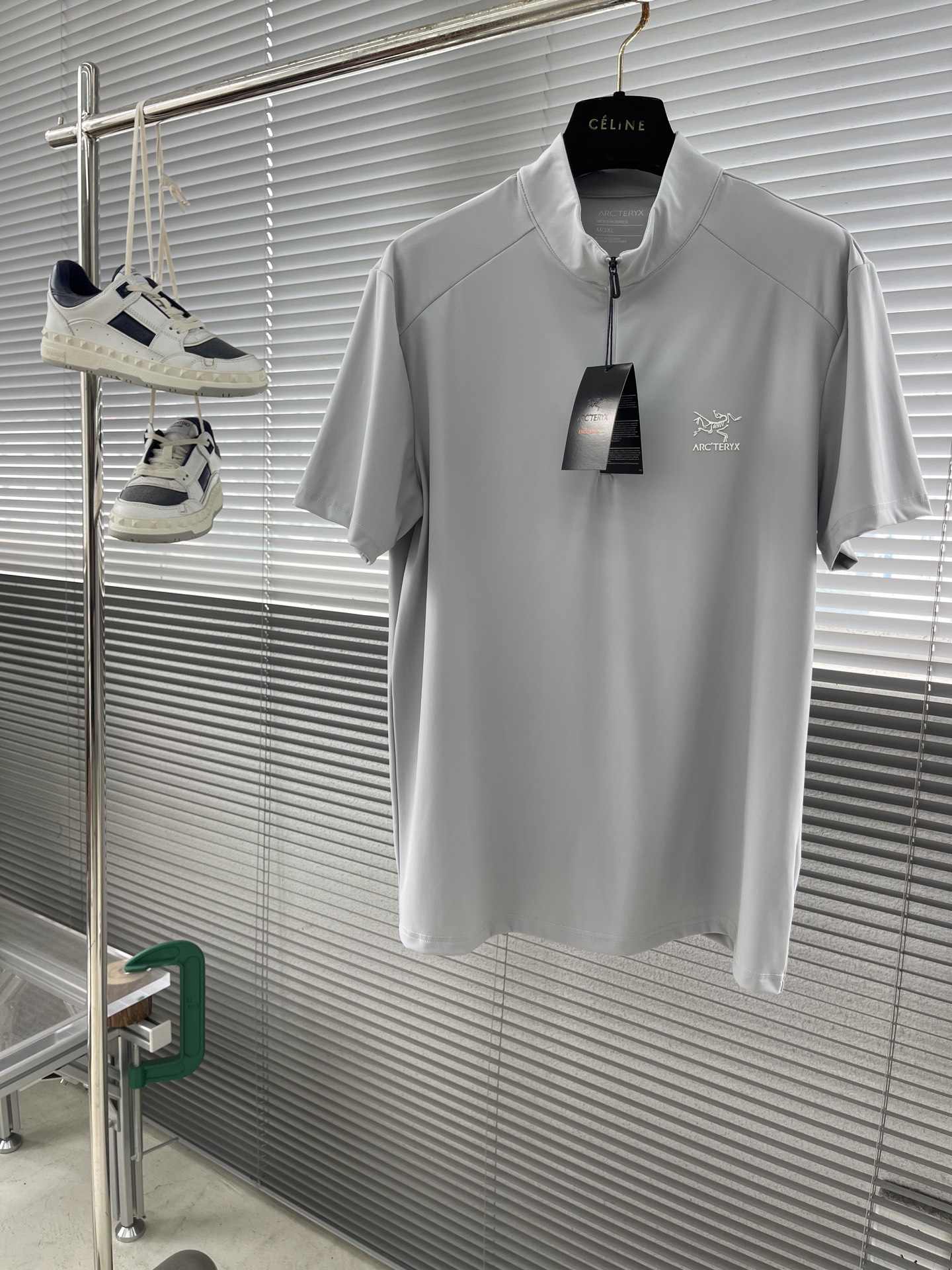 아크테릭스 ARC'TERYX 반팔 티셔츠