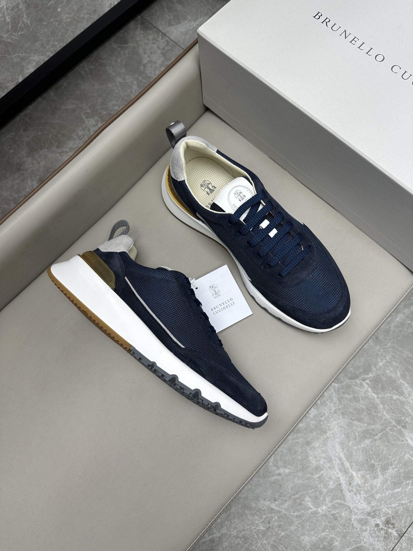 브루넬로 쿠치넬리 Brunello Cucinelli 스니커즈