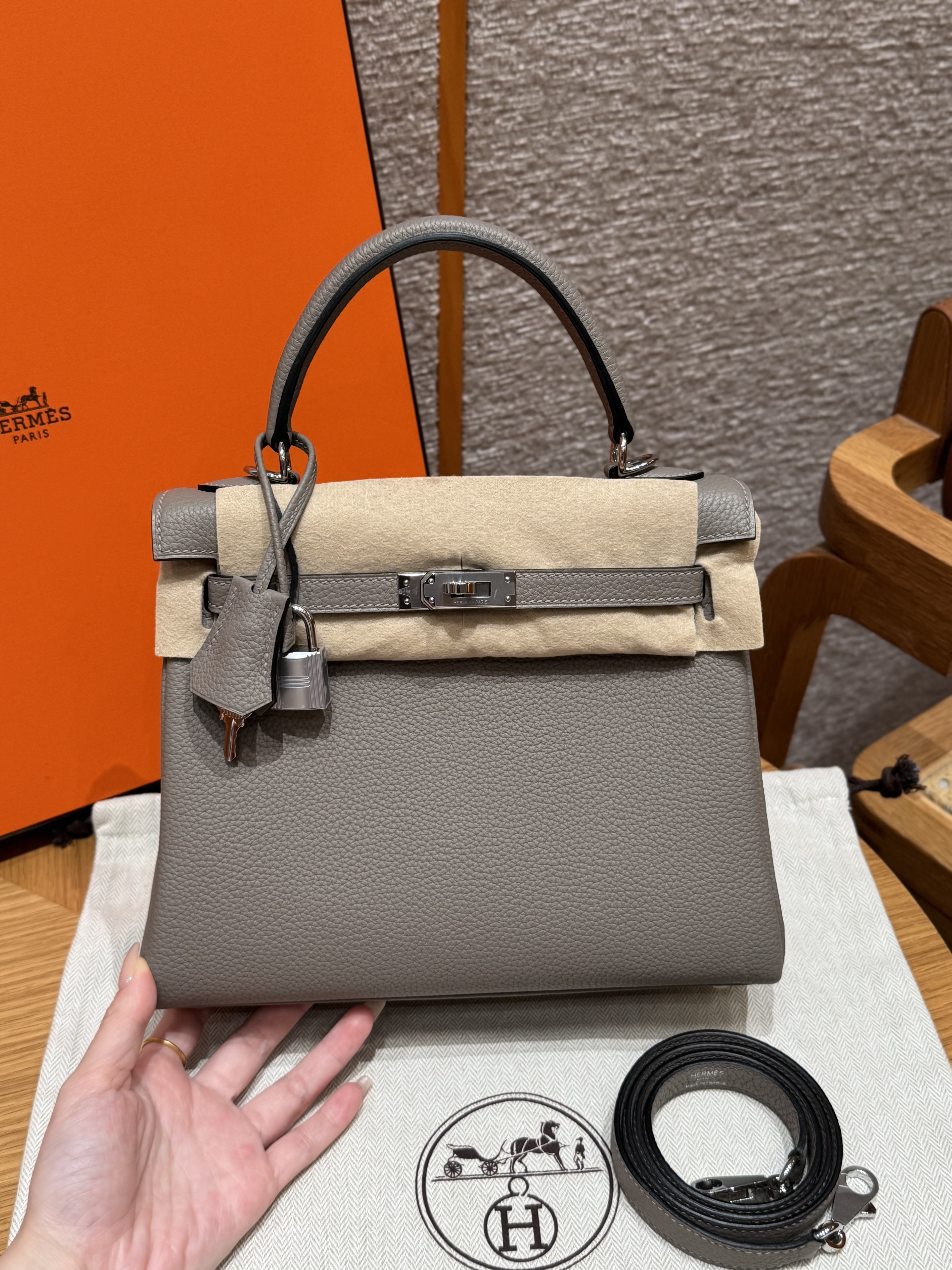 에르메스 Hermes Kelly 25cm Togo M8 Gris Asphalted/silver