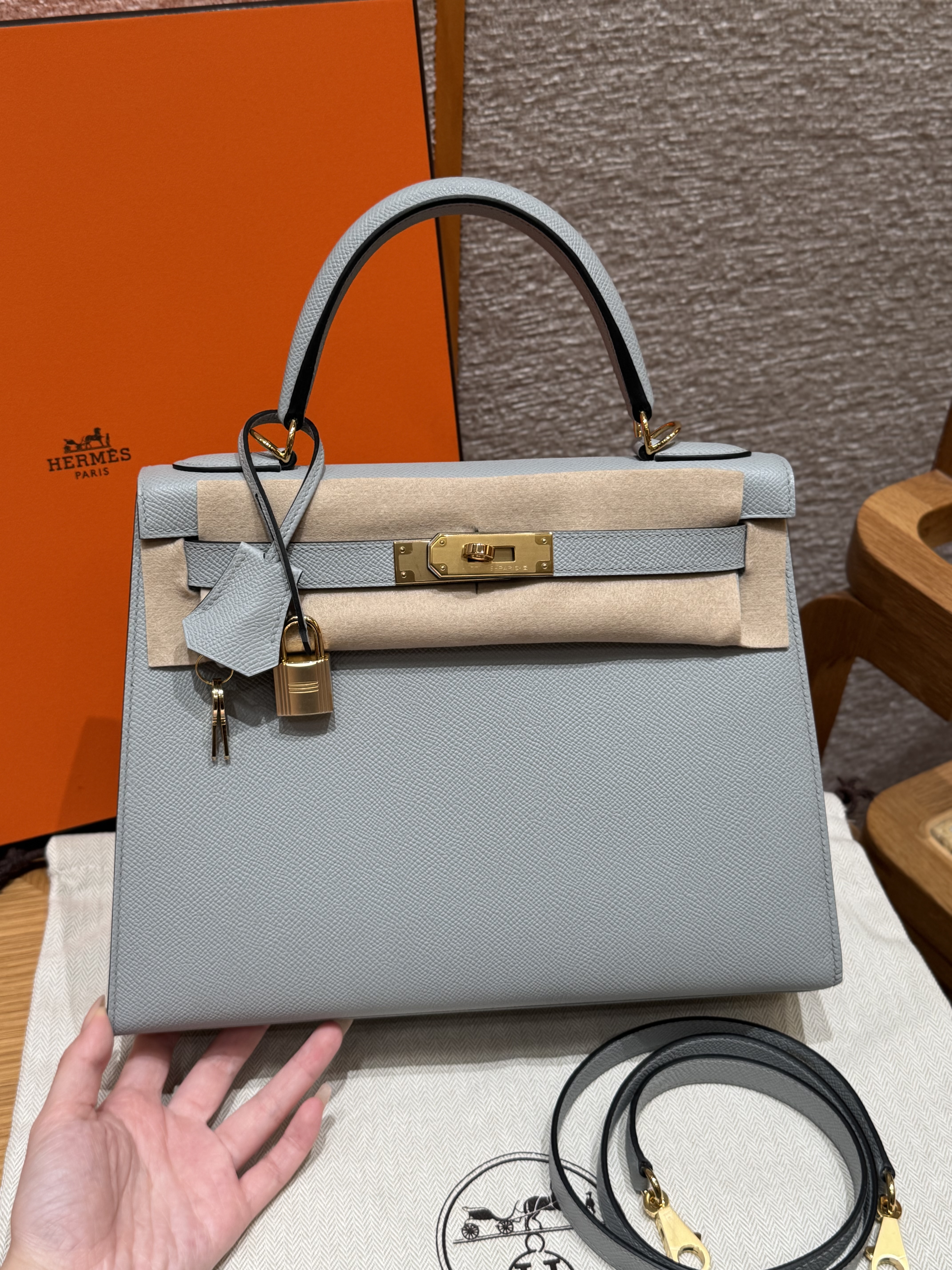 에르메스 Hermes Kelly 28cm Epsom 8U Blue glacier/gold